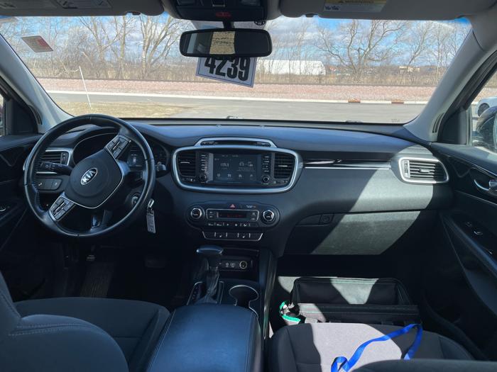 2019 kia sorento lx-v6-awd with 188055 miles for sale near rochester, minnesota 051c7a875dd246ae90e197e4c26f5277.jpeg