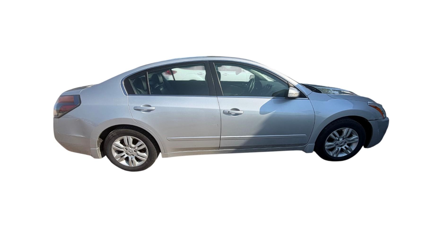 2012 nissan altima 2.5-s with 187912 miles for sale near elk-river, minnesota 05208accde5845f9b6b22825b1e3f8d2.jpg