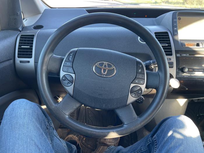 2006 toyota prius 4-door-liftback with 160478 miles for sale near elk-river, minnesota 0522d8f0aa614661b40b827ba8935ef1.jpeg
