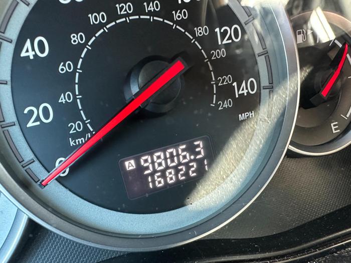 2005 subaru outback 2.5i-wagon with 168221 miles for sale near elk-river, minnesota 052d13e0d2a0499dbc8af7774fde4d1f.jpg