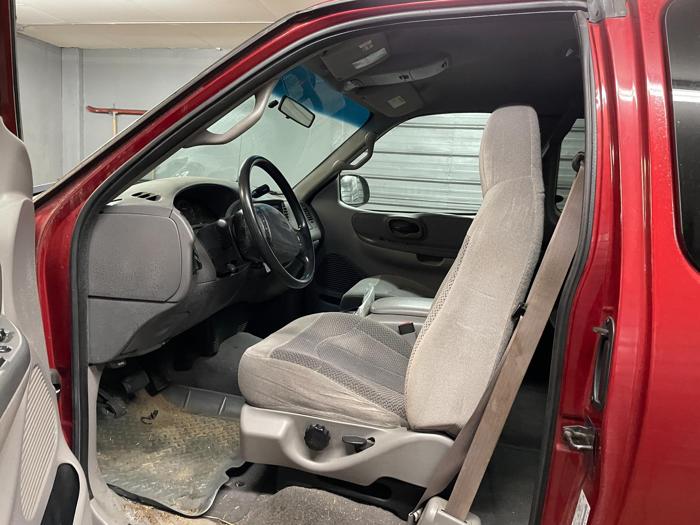 2000 ford f-150 xl with 194328 miles for sale near elk-river, minnesota 053da404ef2c481e8c97c77c25a83a68.jpg