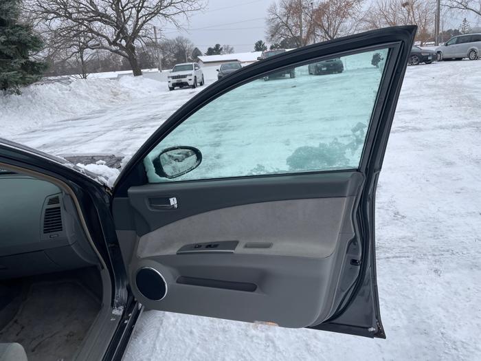 2006 nissan altima 2.5 with 184625 miles for sale near fridley, minnesota 0543624ee8fd40d1ad04fd15c86465e4.jpeg