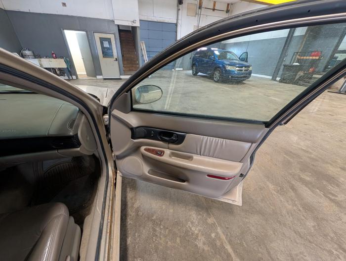 2004 buick regal ls with 238609 miles for sale near elk-river, minnesota 055c897f82564b259ef416a6b62b8eb7.jpg