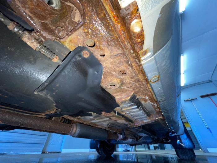 2004 mitsubishi endeavor limited-awd with 165602 miles for sale near elk-river, minnesota 057c0ed276f9443e97e0189f97cd7eb7.jpeg