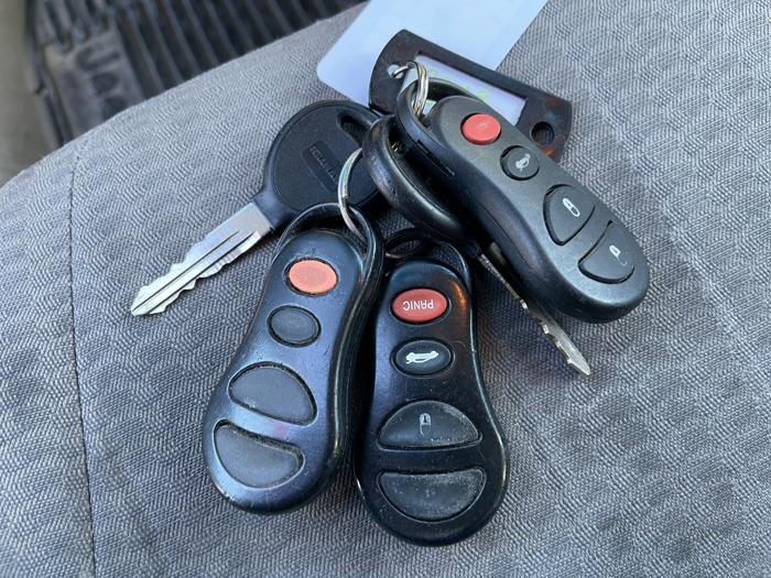 2002 jeep liberty sport-4wd with 208644 miles for sale near elk-river, minnesota 0581635e95e544fab3358d7c56c0fe78.jpeg