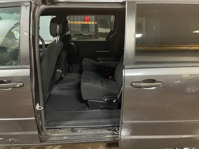 2015 dodge grand-caravan se with 200284 miles for sale near elk-river, minnesota 05ad943fcccd4bb8980e120fb2f78820.jpg