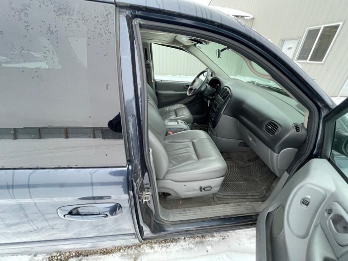 2007 dodge grand-caravan sxt with 293211 miles for sale near elk-river, minnesota 05afbb78c06742c49187e5ac00f1688d.jpeg