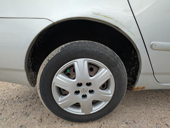 2005 toyota corolla ce with 194833 miles for sale near elk-river, minnesota 05b271737a9547b89b71dee29e273a8b.jpg