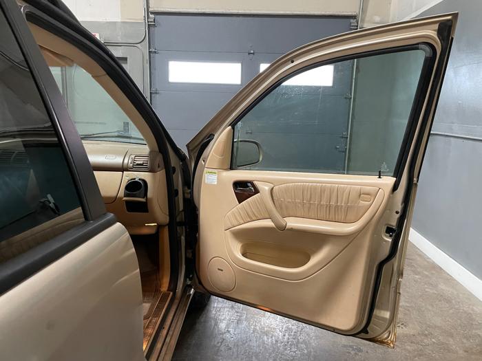 2002 mercedes-benz m-class ml320 with 185116 miles for sale near elk-river, minnesota 05ccf13b9d034ceea7633b74c2798d1e.jpeg