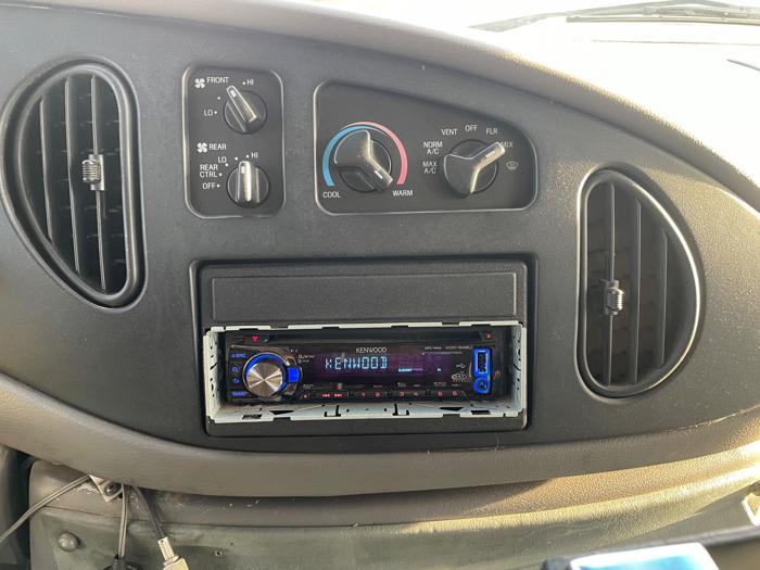 2002 ford econoline e-450 with 308364 miles for sale near redwood-falls, minnesota 06167c604ebf4133bd7009e3b32ffc26.jpeg