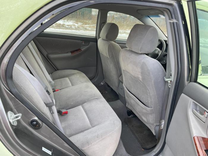 2006 toyota corolla with 200430 miles for sale near elk-river, minnesota 0640aa7fc0c249208de6d8c7d52486ec.jpg