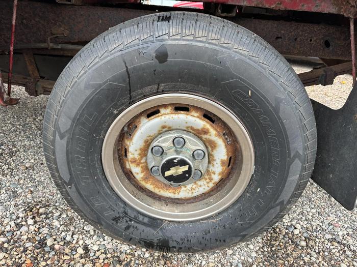 1990 chevrolet c-k-1500 reg.-cab-w-t-8-ft.-bed-4wd with 181934 miles for sale near elk-river, minnesota 064e129aa7b84fc3a53044d1279297d5.jpg