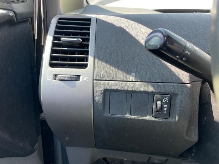 2008 toyota prius 4-door-liftback with 239714 miles for sale near elk-river, minnesota 0691663a9e4b4698a7612194206eaf0d.jpeg