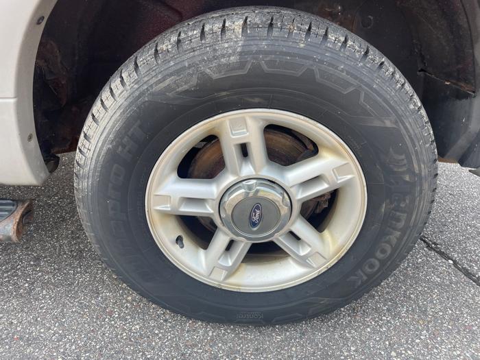 2002 ford explorer with 268813 miles for sale near elk-river, minnesota 06a3d8780a604d81a0d49716d2833ba4.jpeg