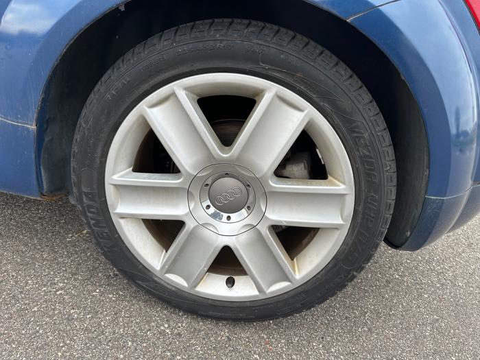 2004 audi tt roadster-quattro-(250-hp) with 126058 miles for sale near burnsville, minnesota 06c8b6df712842bbaa56dc445b2bf17f.jpeg