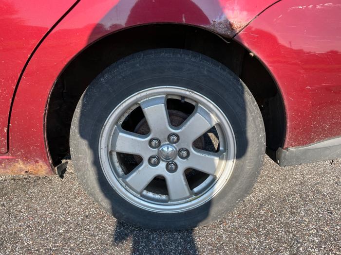 2005 toyota prius 4-door-liftback with 201059 miles for sale near elk-river, minnesota 06ccc208f8844c85af5dd410caccb36c.jpeg