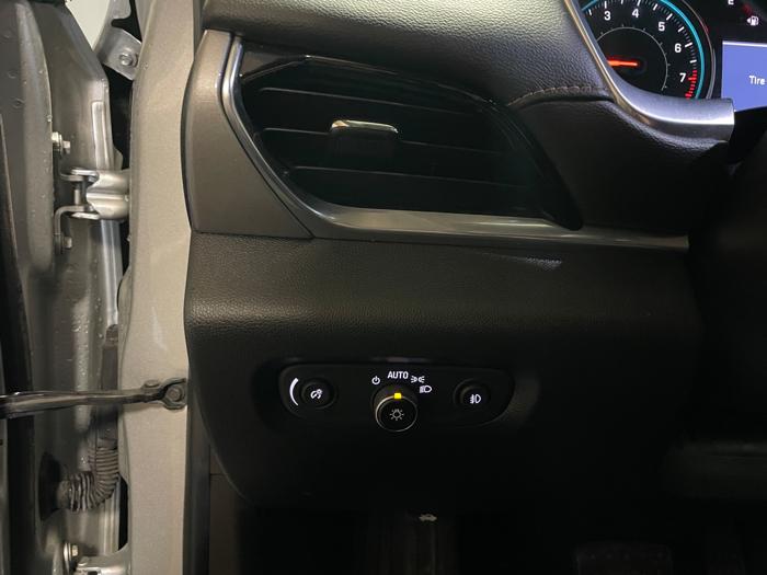 2020 chevrolet traverse lt-cloth-fwd with 150250 miles for sale near elk-river, minnesota 06d2da0472d7426f8d8ea1362fdeec1f.jpeg