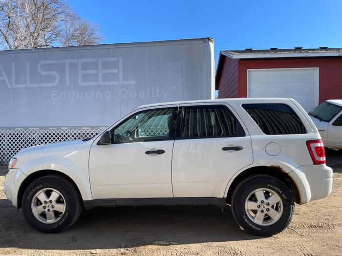 2011 ford escape xls with 113303 miles for sale near elk-river, minnesota 06da07a15b2c47c4a7c229e2db4ebfd7.jpg