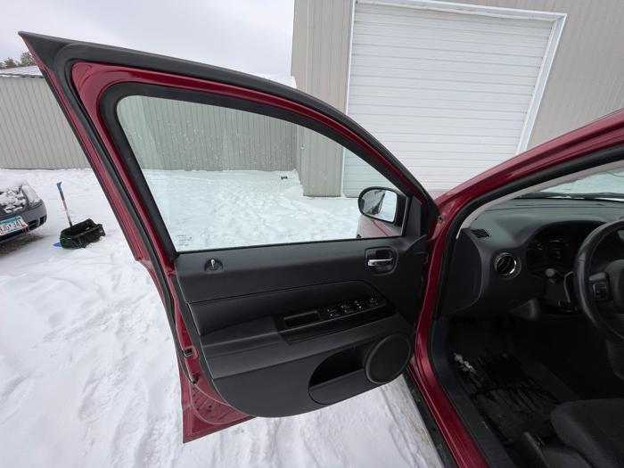 2011 jeep compass sport-4wd with 95085 miles for sale near elk-river, minnesota 06ea426a2c8640079872600bf2ed65da.jpeg