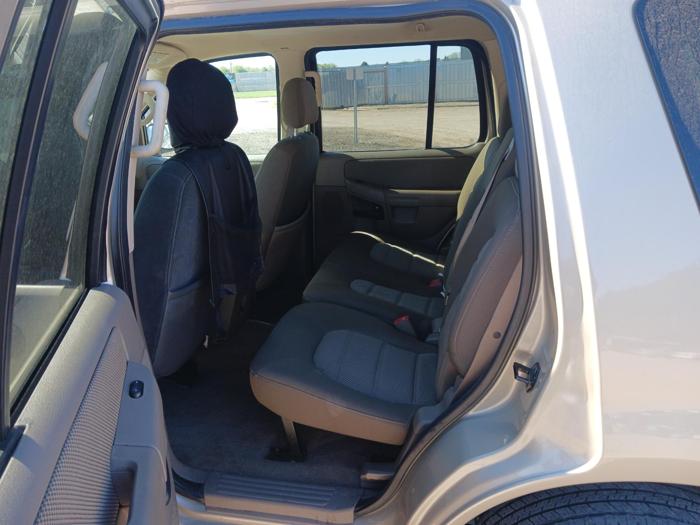 2005 ford explorer xlt-4.0l-4wd with 155824 miles for sale near elk-river, minnesota 06f1b4e6163b4c0d8f60ad18dcdd2c29.jpg