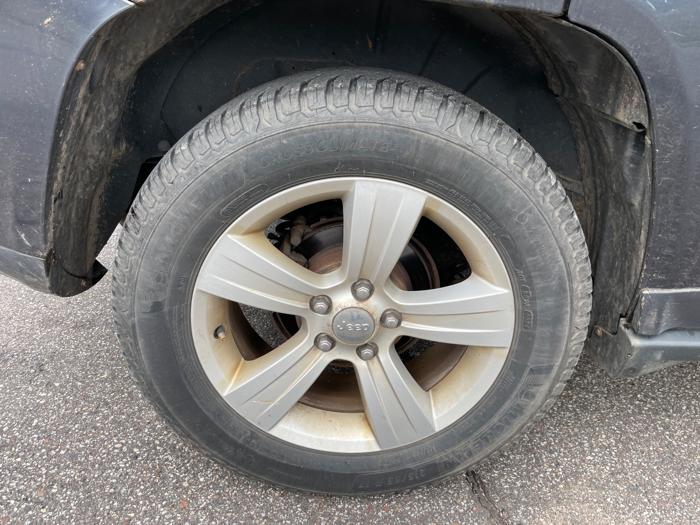 2014 jeep compass latitude-4wd with 284421 miles for sale near elk-river, minnesota 071550c4e008455abd57bc734738fbeb.jpeg