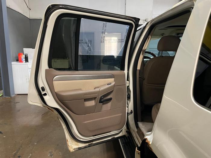 2004 Mercury Mountaineer