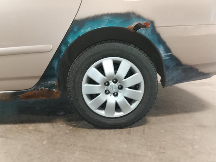 2004 toyota corolla ce with 166898 miles for sale near elk-river, minnesota 071f5fe07c5a4d23a46fbff4ceb93861.jpg