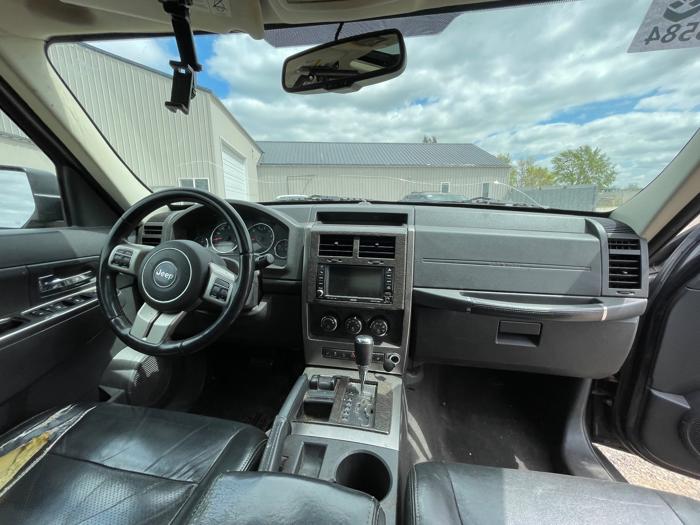 2011 jeep liberty limited-4wd with 226054 miles for sale near elk-river, minnesota 0724714bf25b4e218631bfe78552bf32.jpeg