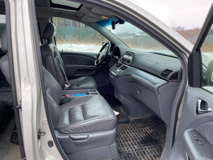 2006 honda odyssey ex-(with-leather) with 173298 miles for sale near elk-river, minnesota 0729883d82644021a56eb5b599a28a6e.jpg