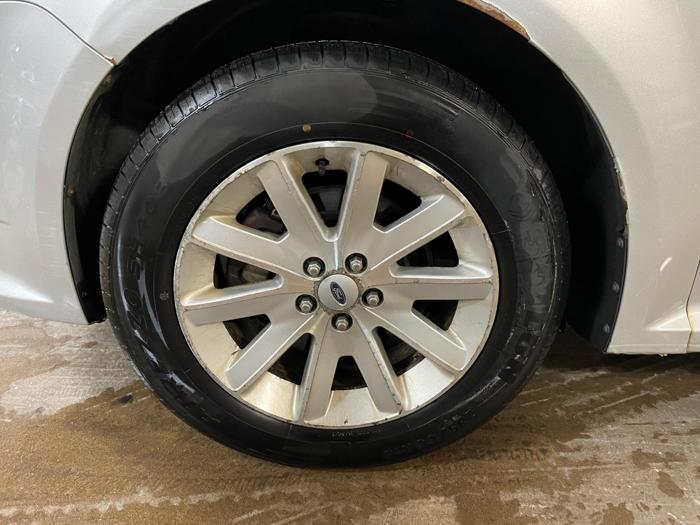 2009 ford flex sel with 171307 miles for sale near elk-river, minnesota 0737aa466b674fba97e1a0b1f622b5de.jpg