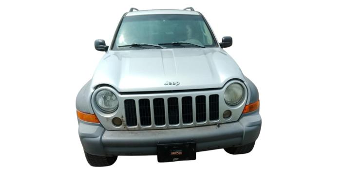 2005 jeep liberty sport-4wd with 136960 miles for sale near elk-river, minnesota 0737caf241284880a45b78c29d0f0ca2.jpg
