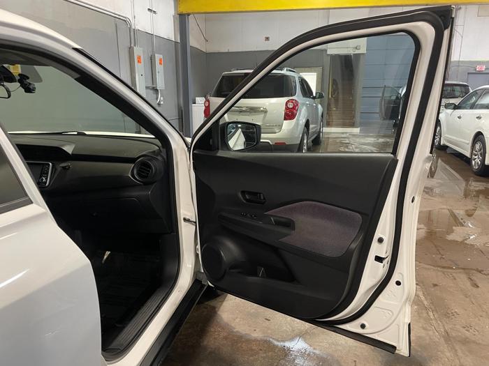 2020 nissan kicks s with 71064 miles for sale near elk-river, minnesota 0755903719ac4cd2bcc8ab5140ddd54b.jpg