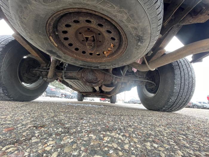 2008 chevrolet silverado-1500 ls-crew-cab-4wd with 200273 miles for sale near fridley, minnesota 076f19c94e934c76bee69bdc5a979688.jpeg