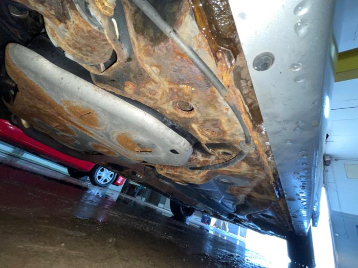 2006 saturn ion sedan-2 with 222802 miles for sale near elk-river, minnesota 07a2bdf477b44c84b88ce70027d78b09.jpeg