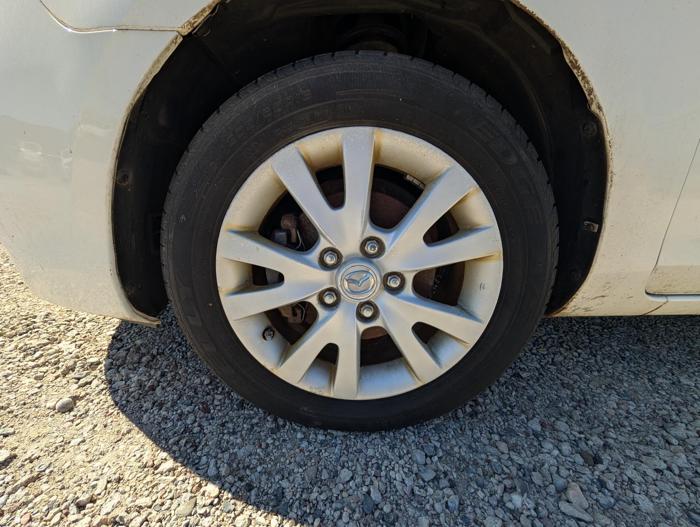 2007 mazda mazda3 i-sport-4-door with 213033 miles for sale near elk-river, minnesota 07ab7e74106f48629bb2a96938a27897.jpg