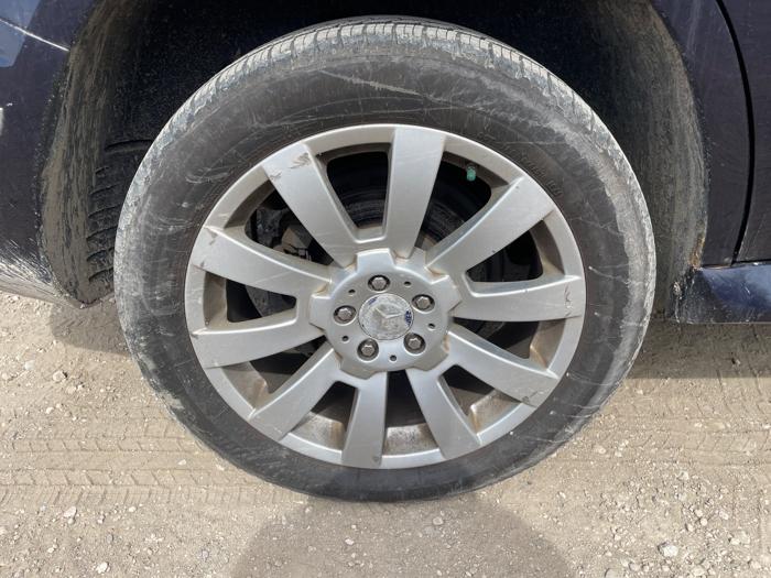 2010 mercedes-benz glk-class glk350-4matic with 139019 miles for sale near jordan, minnesota 07bf5b41446f412e8f5645278a1439f1.jpeg