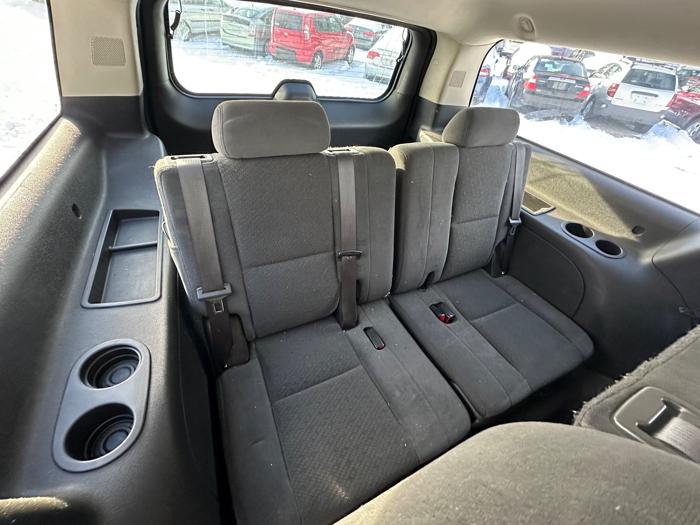 2008 gmc yukon-xl sle with 240937 miles for sale near elk-river, minnesota 081b22f341ea4f86b83a696356f1aad3.jpeg