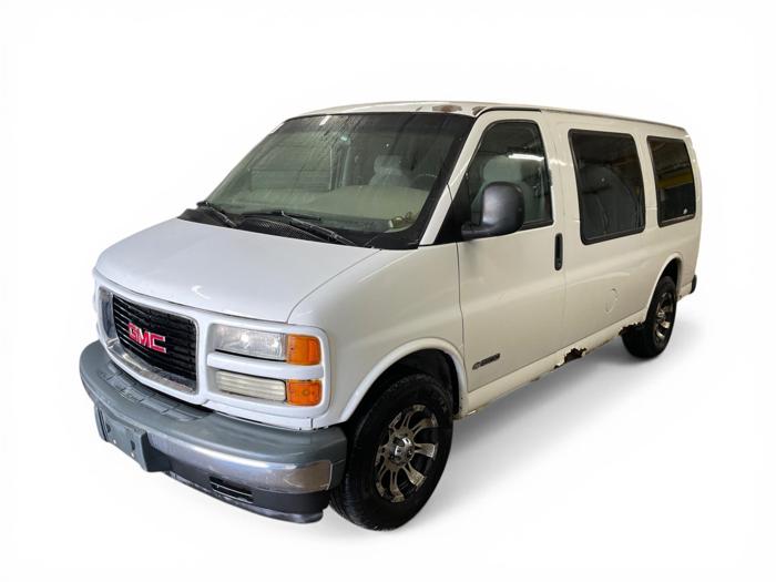 2002 chevrolet express 1500-cargo with 207977 miles for sale near elk-river, minnesota 08264ab6c7c64559bf05378efb999bd2.jpg