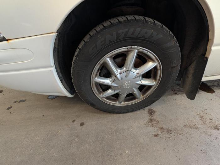 2005 buick lesabre limited with 159535 miles for sale near elk-river, minnesota 0828468a7eaf4359a938b5c99d6f0e63.jpg