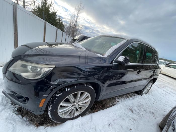 2011 volkswagen tiguan s with 146319 miles for sale near elk-river, minnesota 082b28b6702c46f18ba89a57c3b3b3f1.jpg