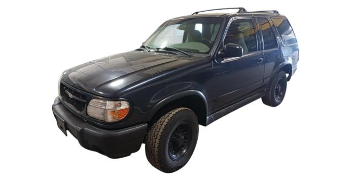 2000 ford explorer sport-2-door-4wd with 125619 miles for sale near elk-river, minnesota 082b7978ce334774b175034fc3c5698d.jpg