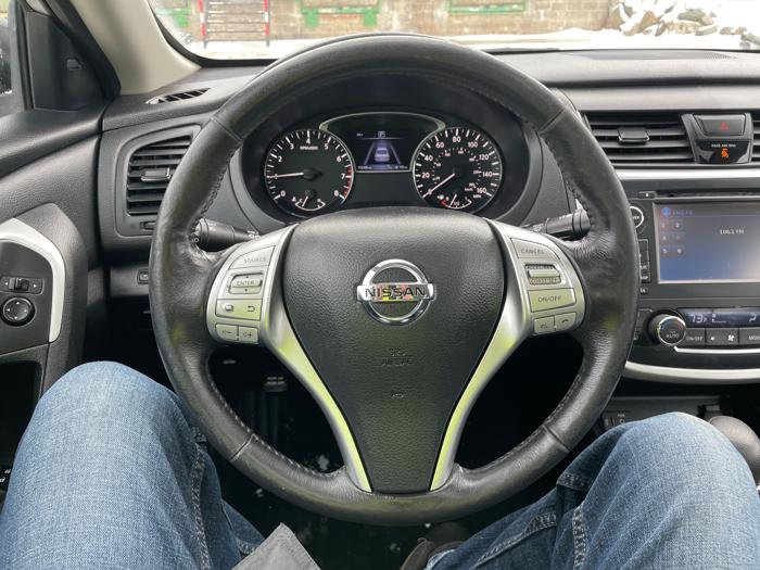 2017 nissan altima 2.5-s with 153306 miles 0872a6f56dcf4fe288941bf1fa77b2d6.jpeg