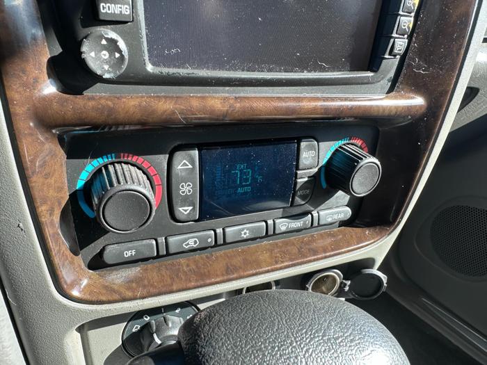 2004 buick rainier cxl-plus-2wd with 156053 miles for sale near elk-river, minnesota 089dd41fb117422bab96f71b70aea0f8.jpg