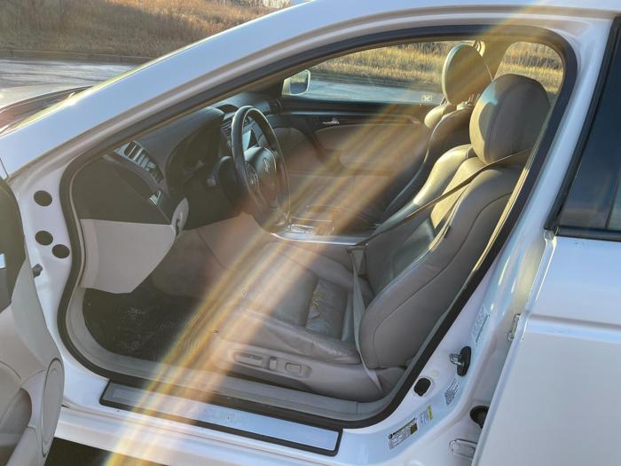 2008 acura tl base with 145579 miles for sale near elk-river, minnesota 08a8eac4b37f4ffeaf4210b5b2cb55ea.jpg