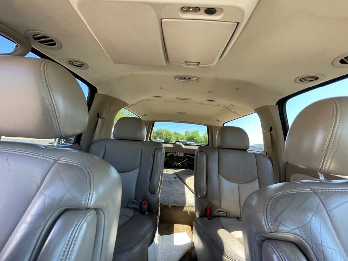 2006 gmc yukon-denali with 316678 miles for sale near shakopee, minnesota 08a98652994947eeb173e90ae0ceb1d7.jpeg