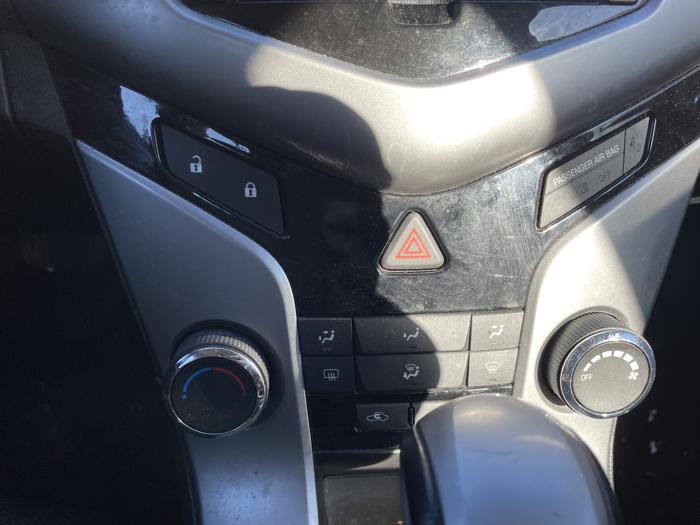 2014 chevrolet cruze 1lt-auto with 142275 miles for sale near elk-river, minnesota 08ac58fc60bf4e9ab502c61d8d29d6ba.jpg