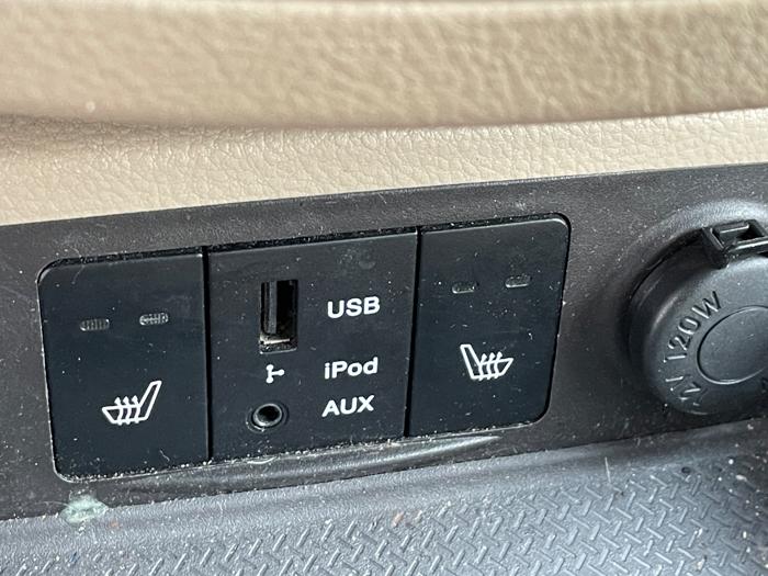 2012 hyundai santa-fe limited-3.5-4wd with 105003 miles for sale near elk-river, minnesota 08b5221f29b04e8dbc25a1074b54da30.jpeg