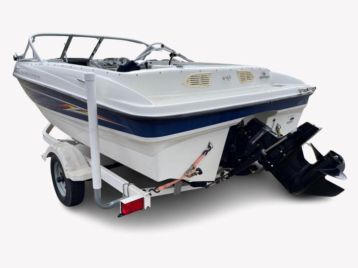 2005 18 Ft. Bayliner