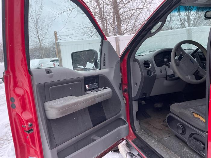 2005 ford f-150 xlt with 166597 miles for sale near elk-river, minnesota 09976eecc2fa4f50b6bba96a8ac4615c.jpg