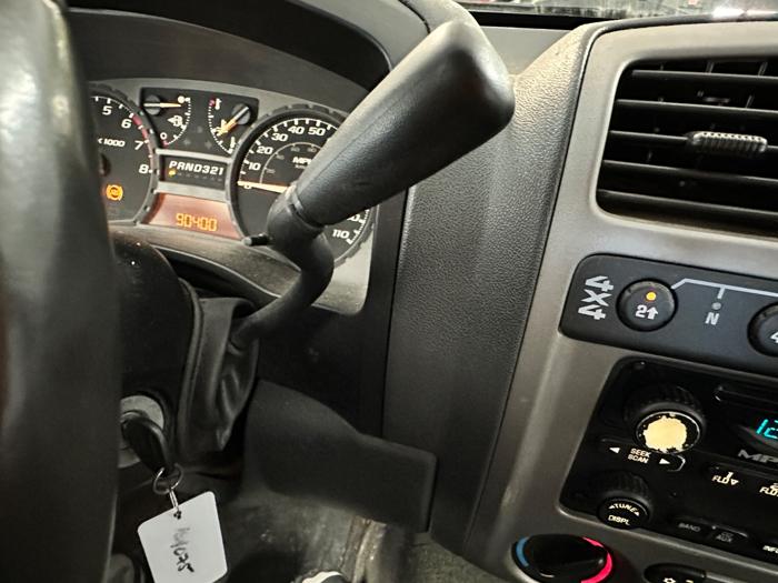 2005 chevrolet colorado z85-ext.-cab-4wd with 90401 miles for sale near elk-river, minnesota 09af6e270c6447aebb72962a7f361ecb.jpeg